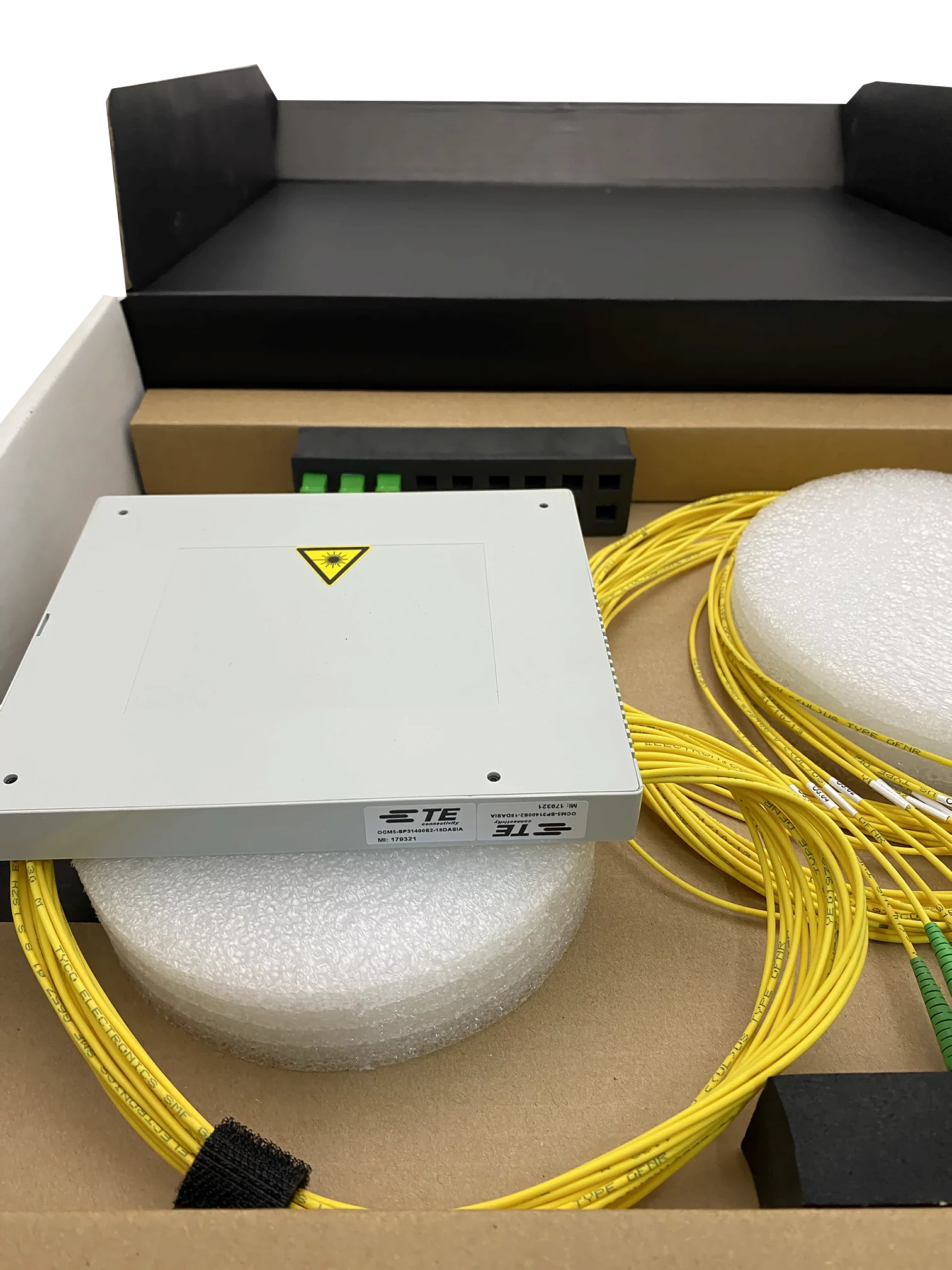 Splitter Cabinet 3x1/4 SCAPC | OCM5-SP31400S2-18DASIA - Thumbnail